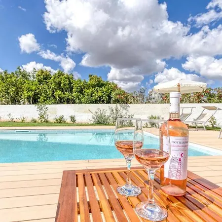 Villa Le Tarantine Aparthotel Taurisano