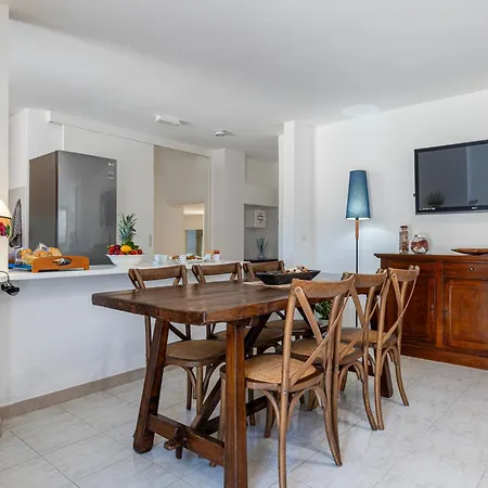Villa Le Tarantine Aparthotel *