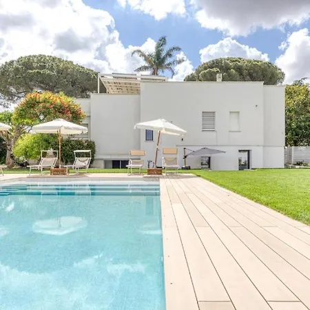 Le Tarantine Apartahotel Taurisano