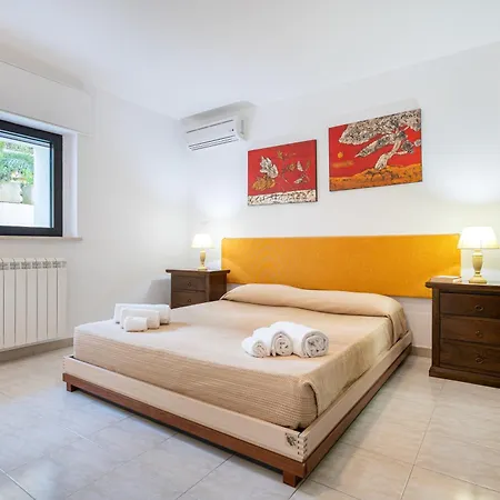Le Tarantine Aparthotel 4*