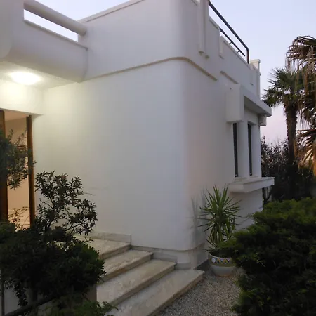 Le Tarantine Apartahotel 4*