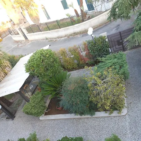 Villa Le Tarantine Aparthotel 4*